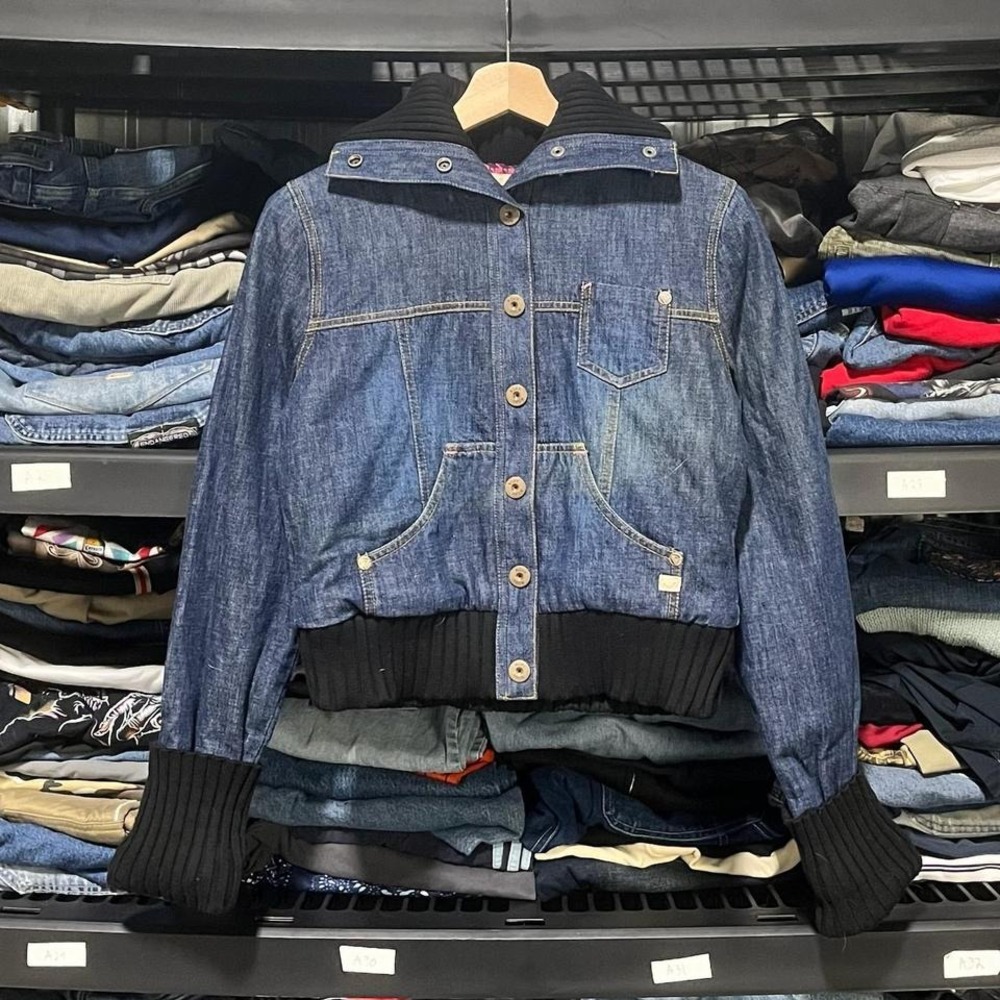 Vintage Y2K Roxy Denim Jacket Cuffed Sleeves‎ Size Small Grunge Cute Alt Trendy